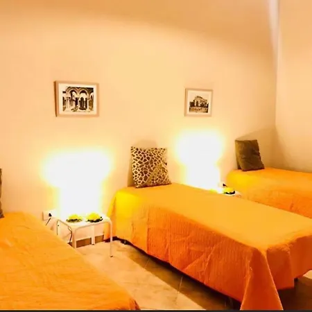 Dora Con Piscina * Trappeto (Sicily)